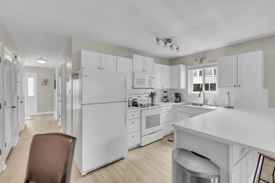 Kitchen 1