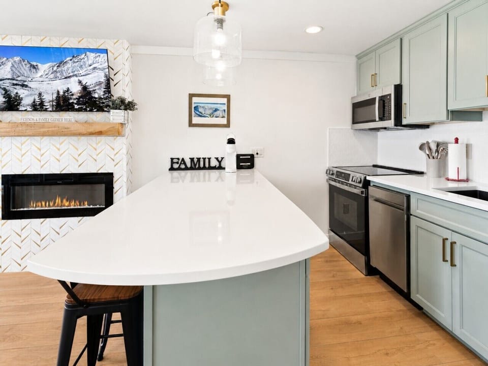 Fully-equipped kitchen