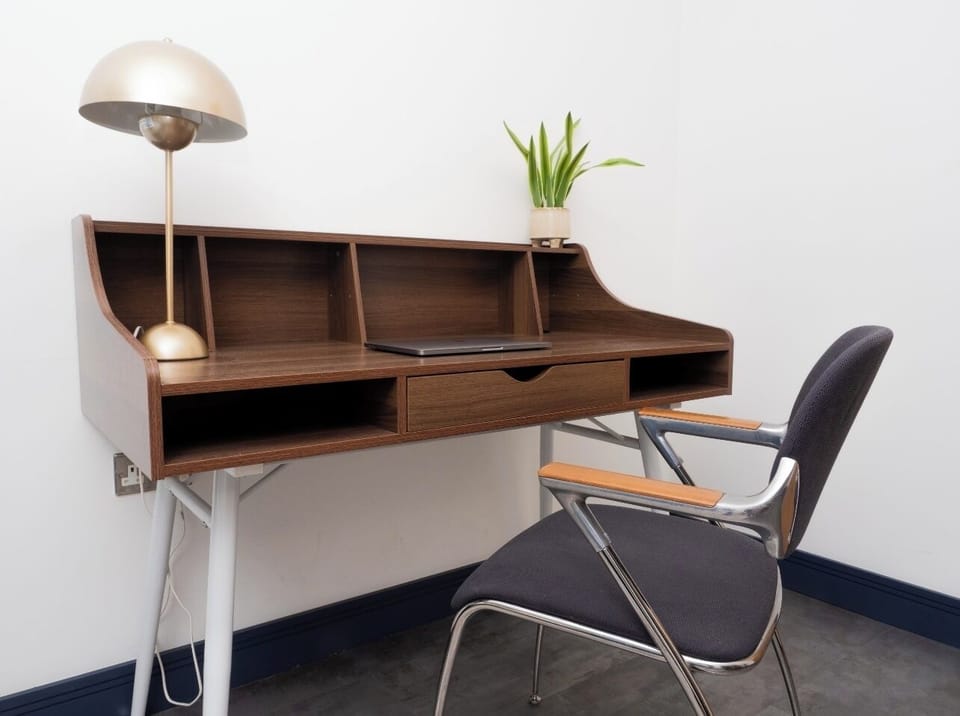 2 bedrooms, iron/ironing board, WiFi (free)
