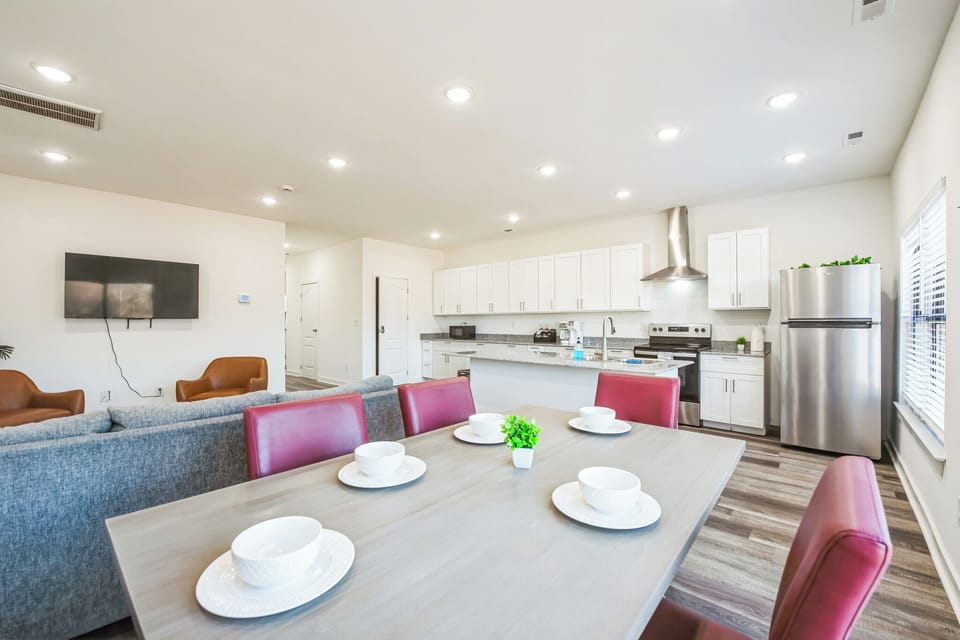 Spacious Dining Area for Family Meals and dinner parties