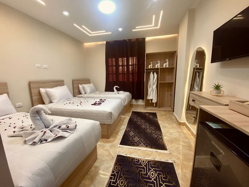 Triple Room, Mountain View | Hypo-allergenic bedding available, minibar, laptop workspace