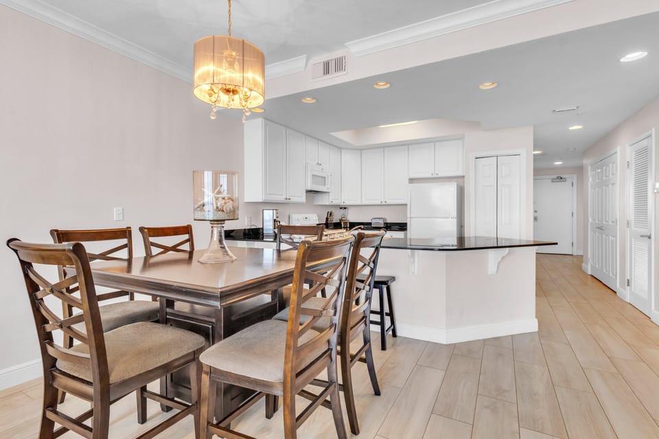 San Carlos 1906, Gulf Shores, Alabama Sleeps 8. Managed by Island Rentals