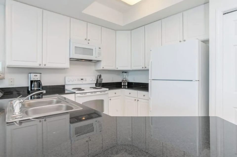 San Carlos 1906, Gulf Shores, Alabama Sleeps 8. Managed by Island Rentals