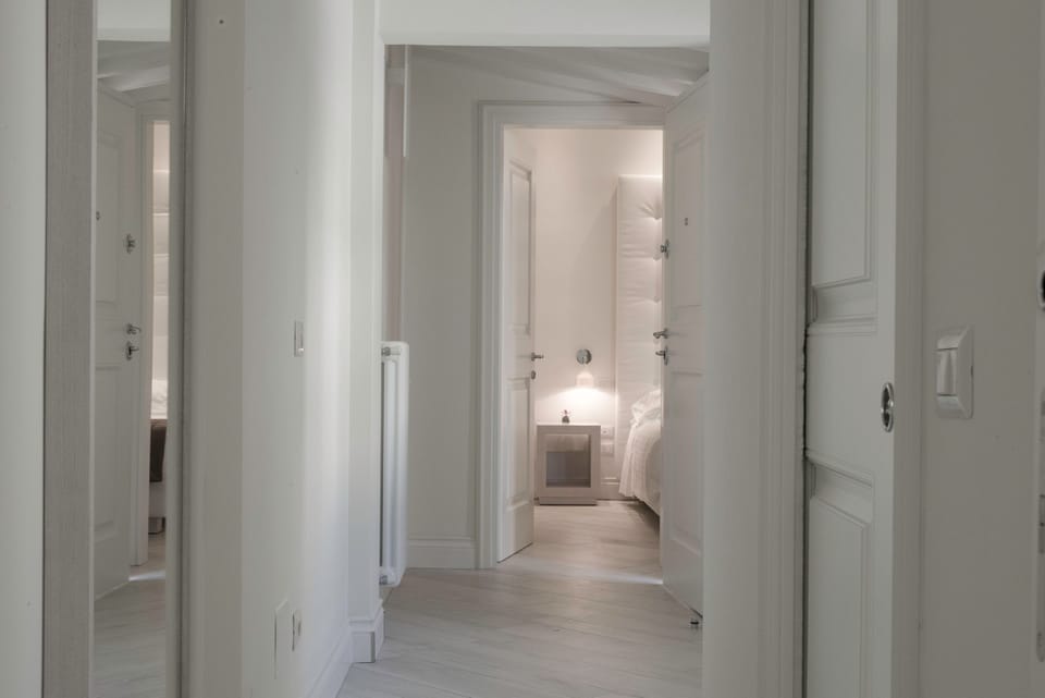 Suite | Down comforters, in-room safe, desk, blackout drapes