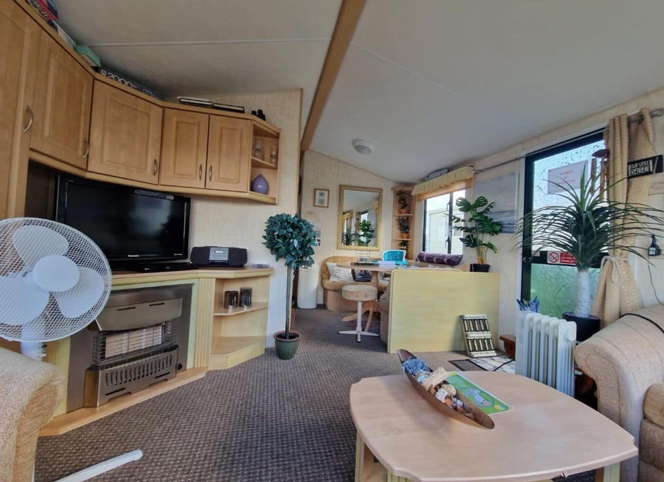 Chalet | Living area | TV