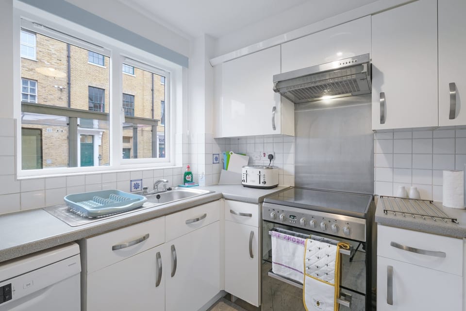 Standard Apartment | Private kitchen | Electric kettle