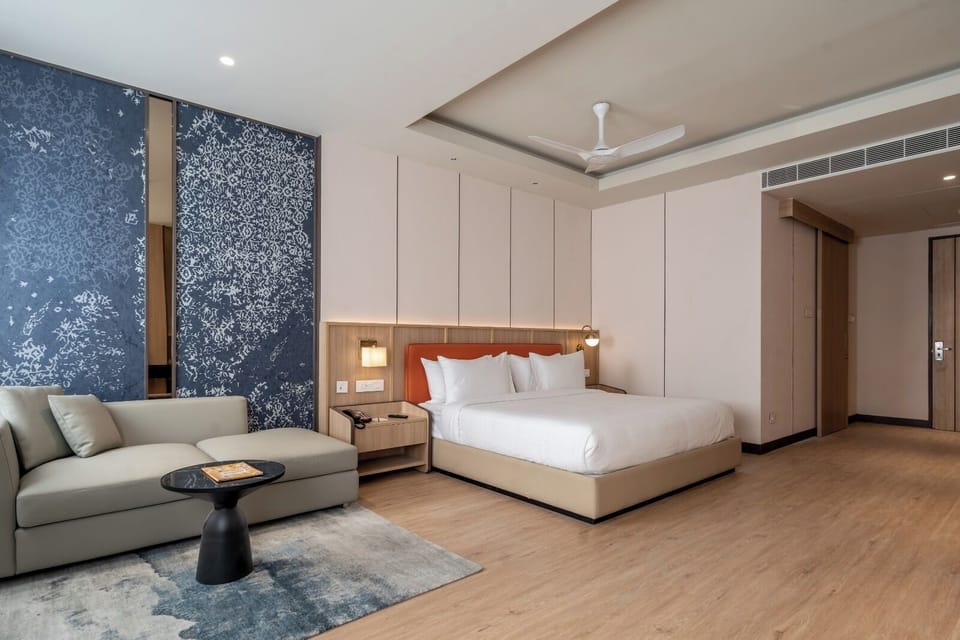 Signature | Minibar, iron/ironing board, free WiFi