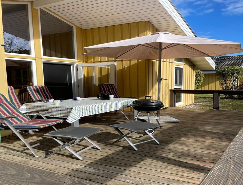 House | Outdoor dining