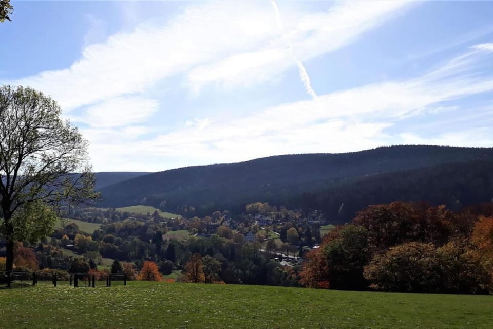 Surroundings [summer] (1-5 km)