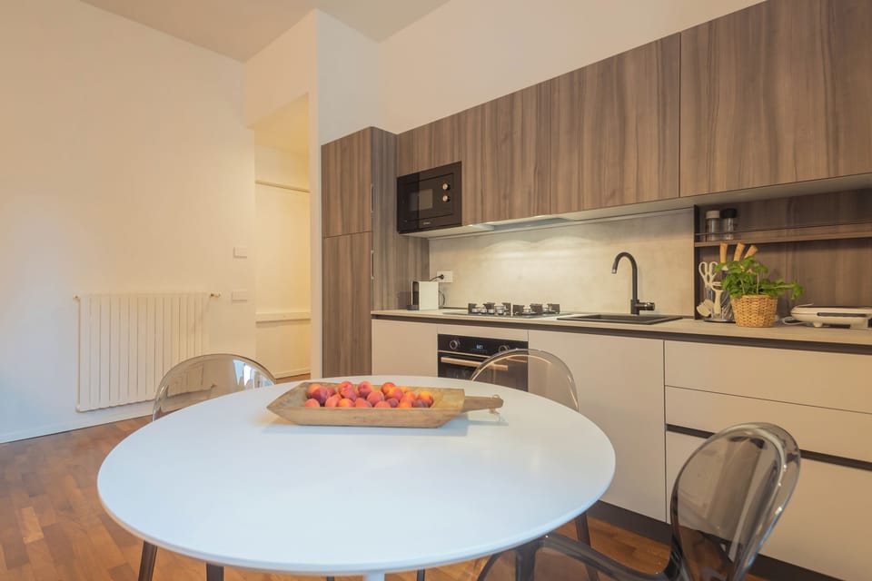 Apartment (1 Bedroom) | Private kitchenette | Microwave, oven, espresso maker, electric kettle