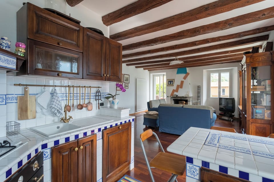 Apartment (2 Bedrooms) | Private kitchenette | Microwave, oven, espresso maker, electric kettle