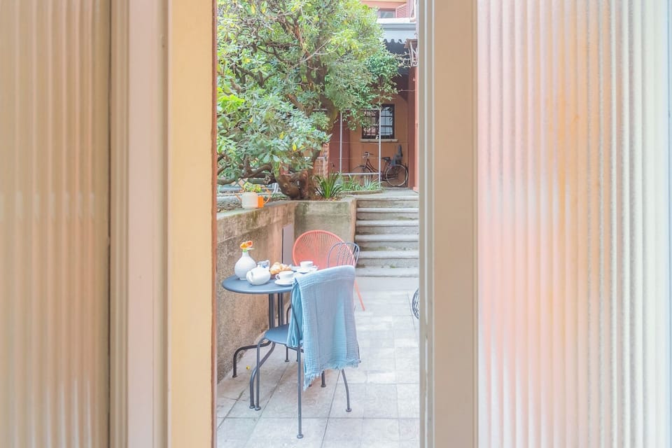 Apartment (1 Bedroom) | Balcony