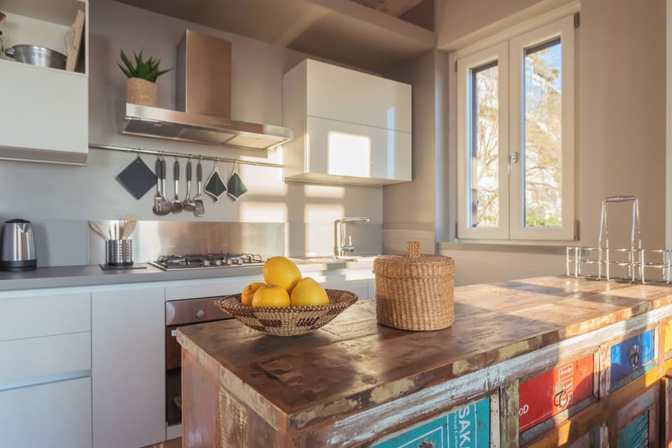 Apartment (2 Bedrooms) | Private kitchenette | Microwave, oven, espresso maker, electric kettle