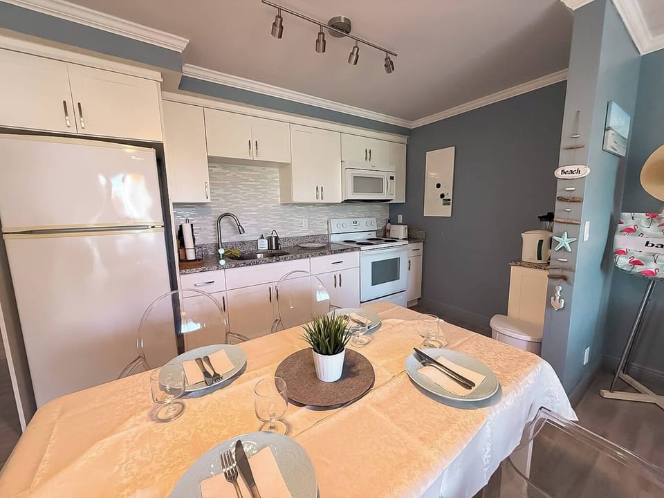 Studio, 1 Bedroom, Patio, Garden View | Interior