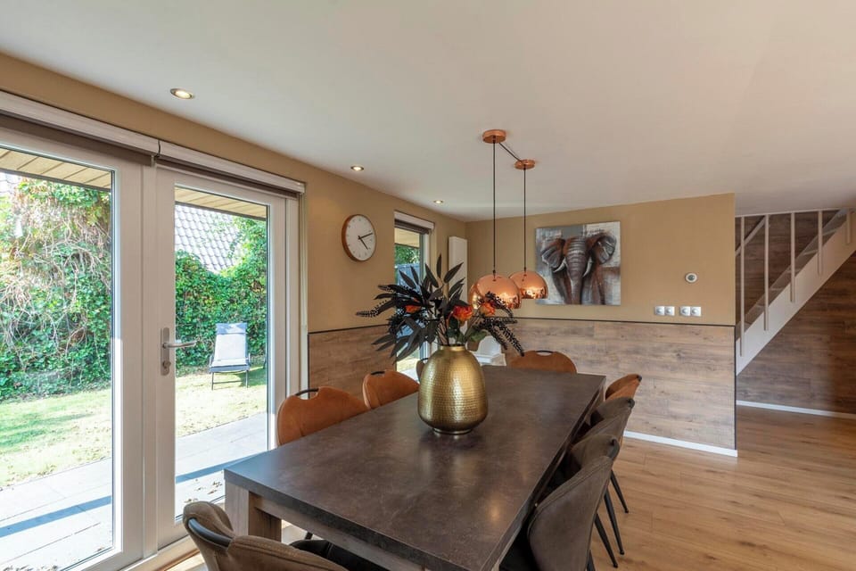 House | Dining