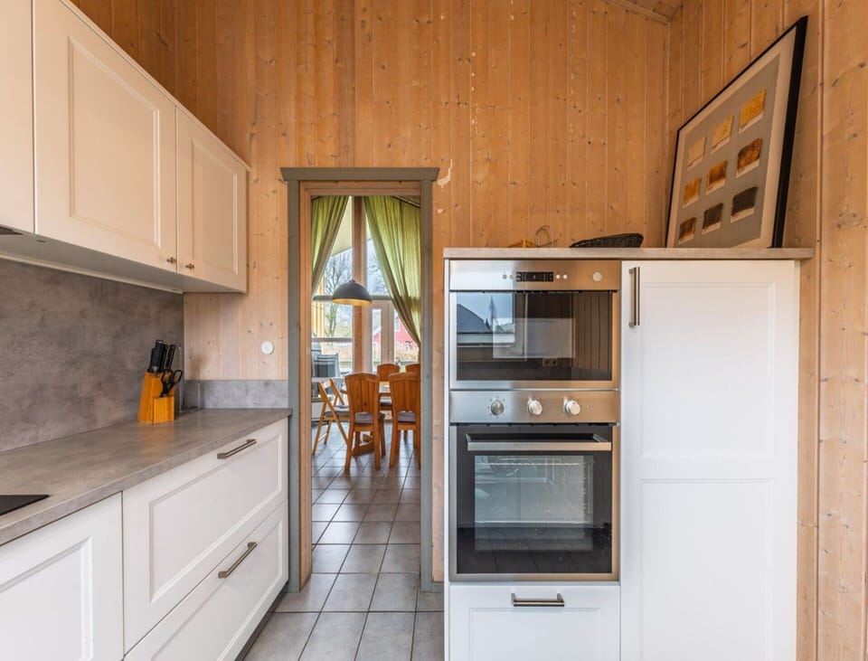 House | Private kitchen | Highchair