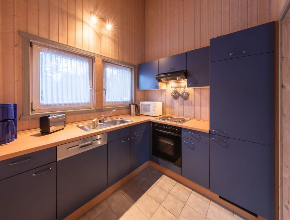 House | Private kitchen | Highchair