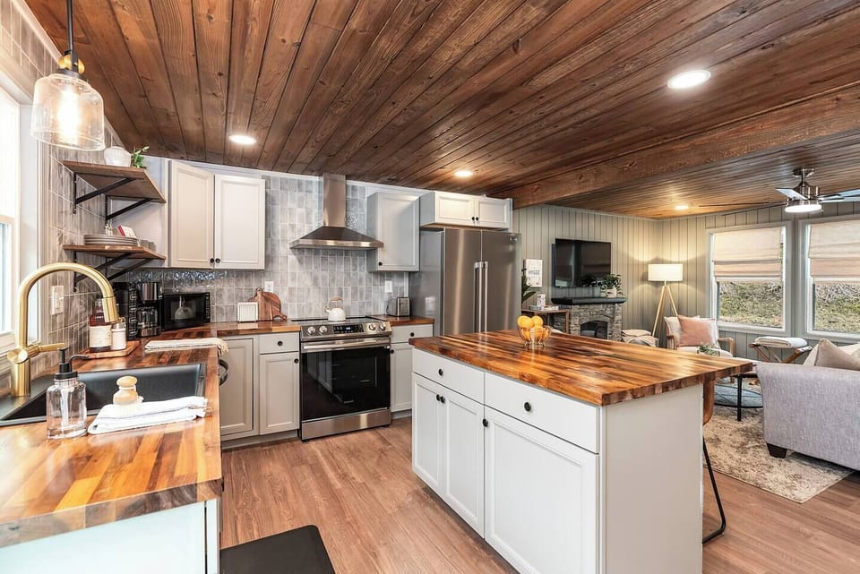 Kitchen (2)
