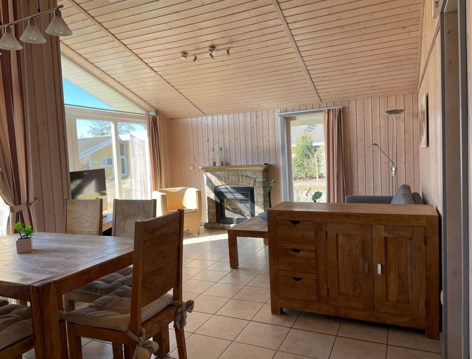 House | Dining