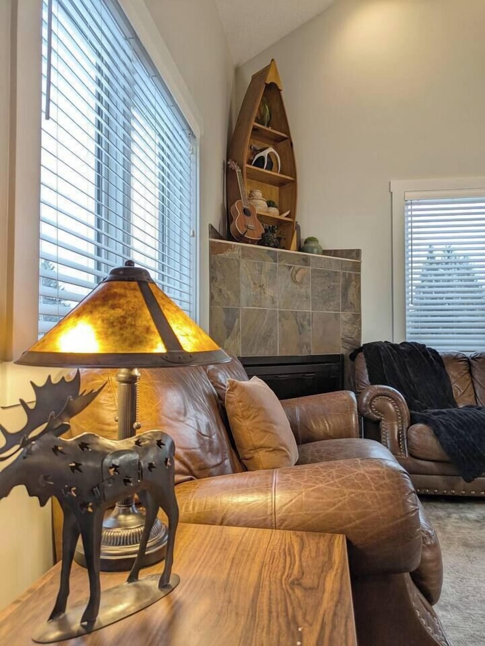 Cozy seating around the fireplace. 