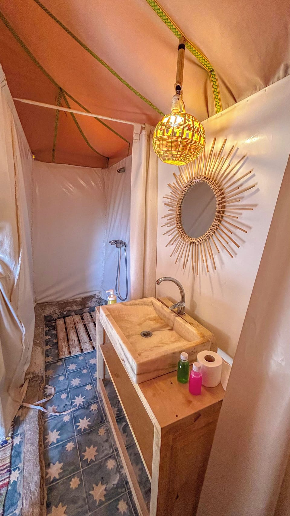 Shower, free toiletries, towels, soap