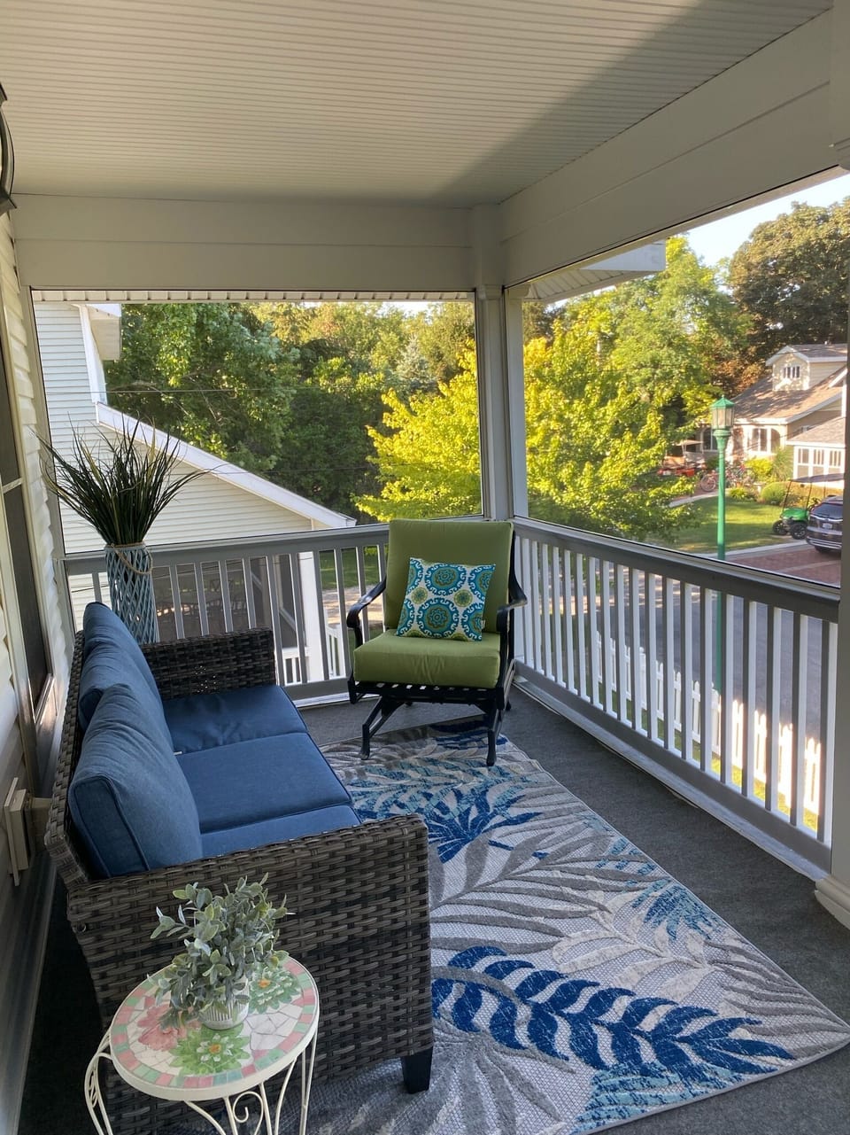 Master Bedroom Screened Porch