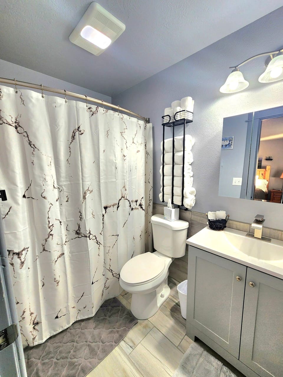 Master Bathroom with amenities