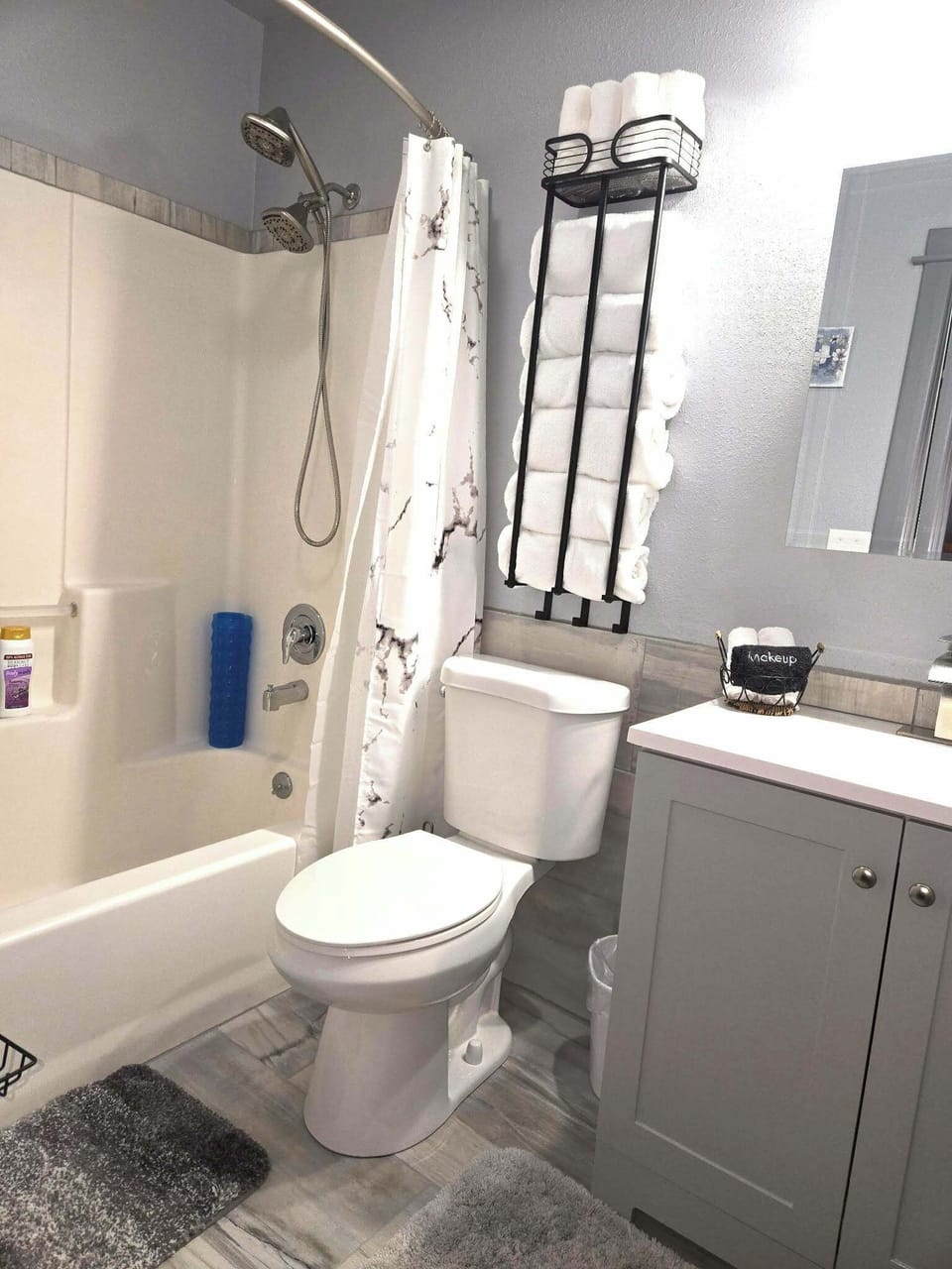 Master bathroom with amenities