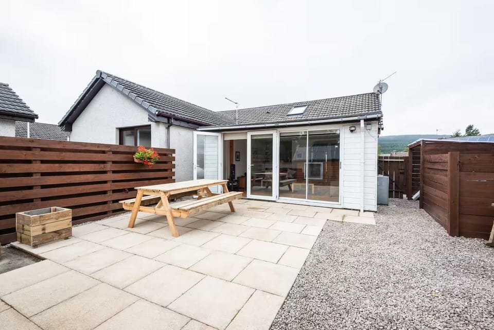 House | Outdoor dining