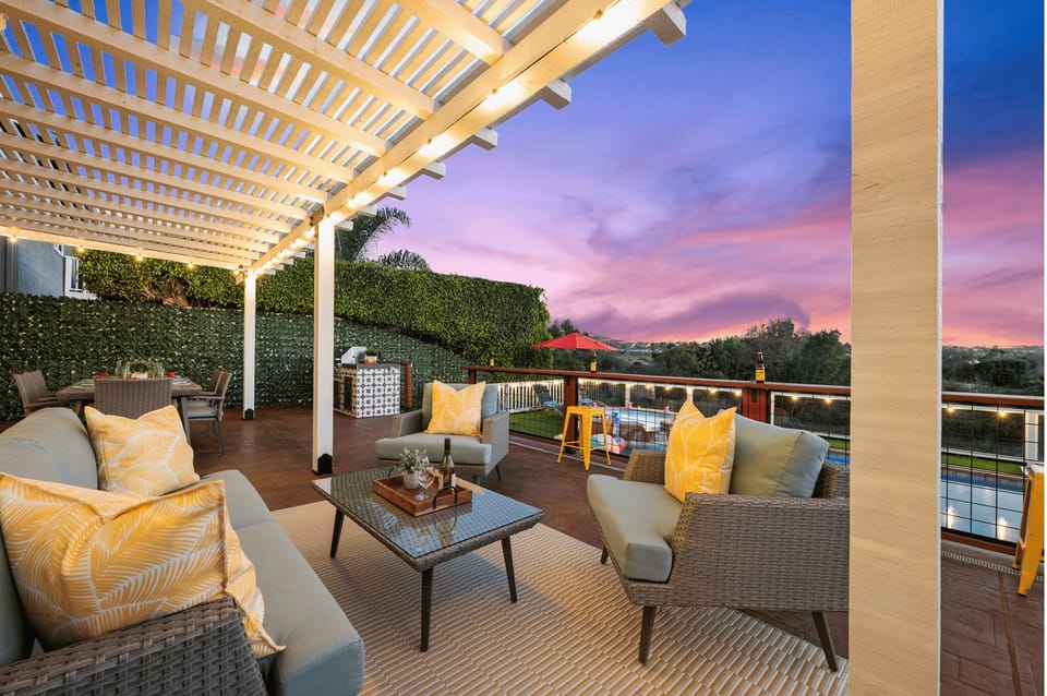 Want a divine place to spend your vacation? It's waiting for you right here
