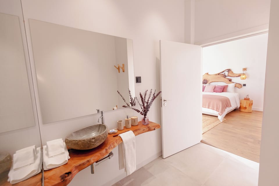 Traditional Room, Vineyard View | Soundproofing, WiFi (free)