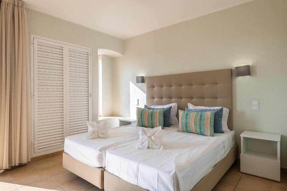 Albufeira Jardim Studio W Sea View Free Wi-fi Apartment in Guia