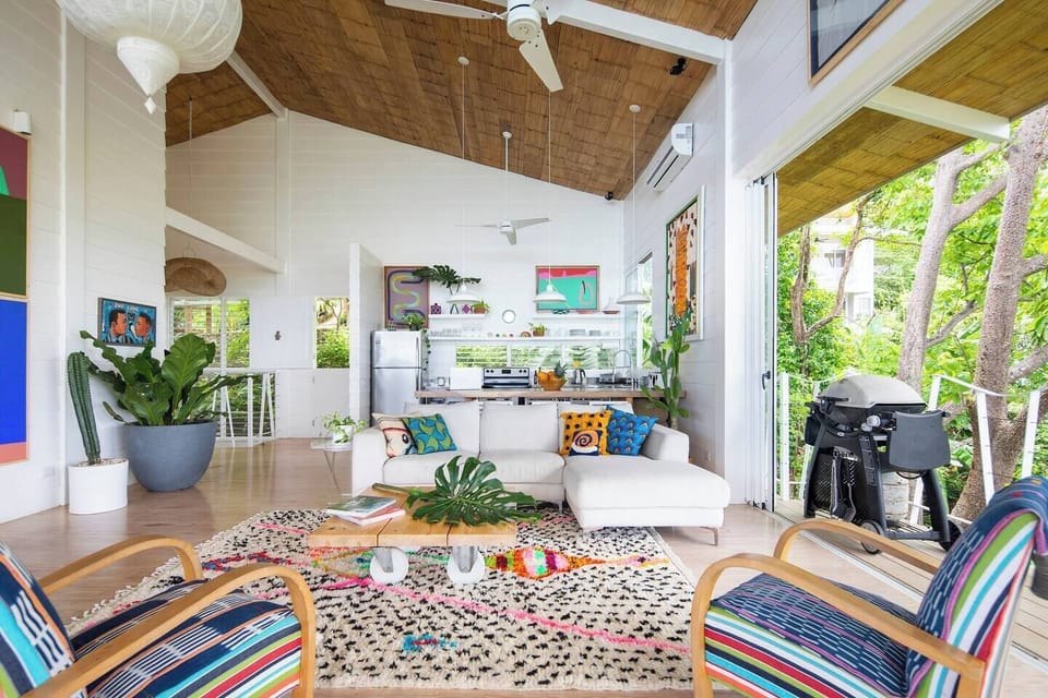 Open plan tropical living with glorious jungle and ocean views