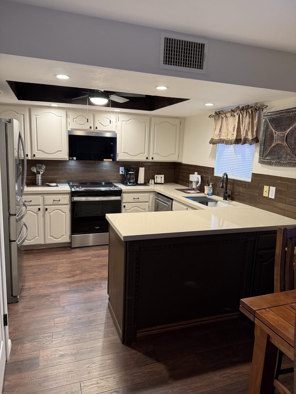 Updated kitchen with Granite counter tops