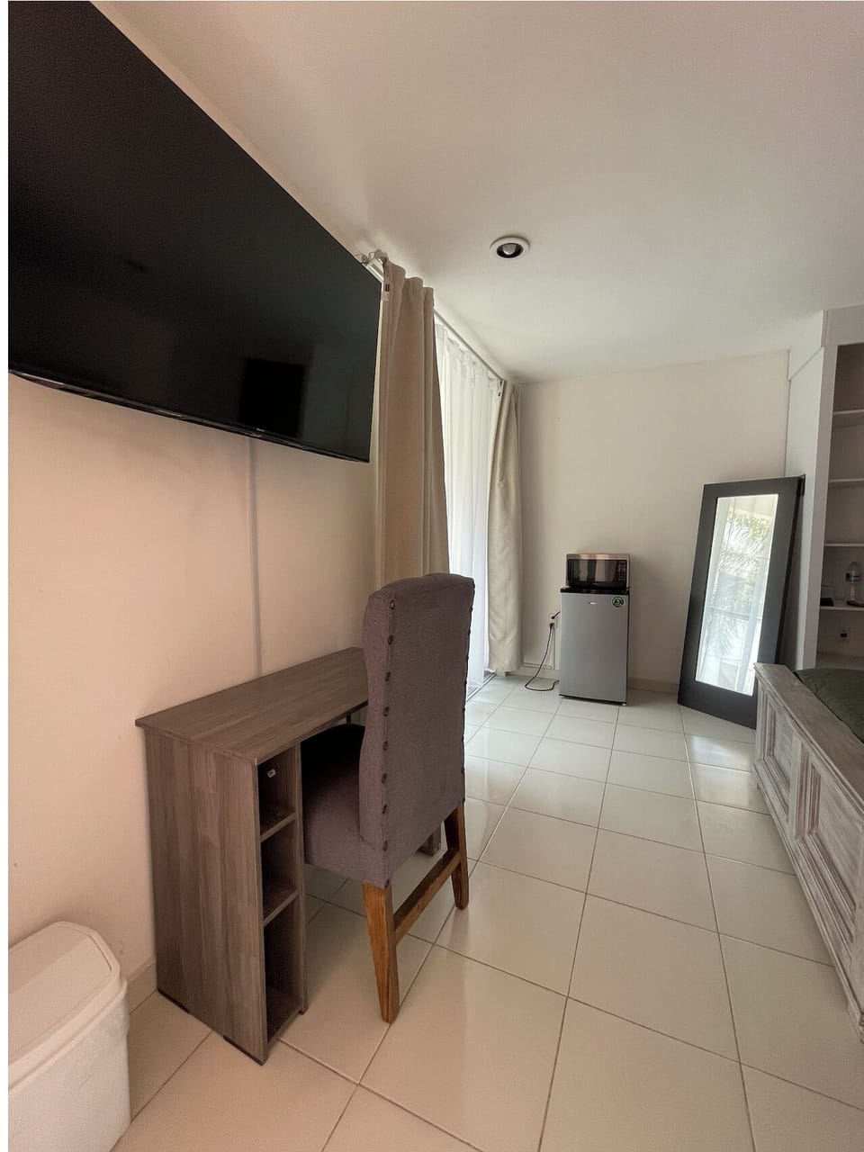 Comfort Room | Free WiFi, bed sheets