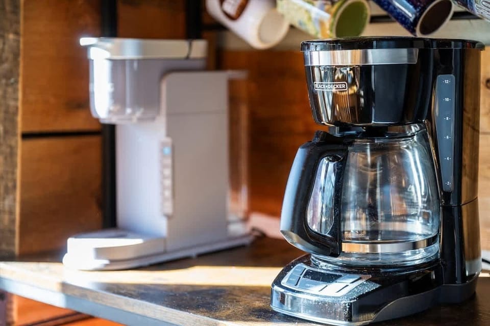 Coffee lovers? We take our coffee station seriously here at Hiking Bear Cabin. With both a standard drip and a Keurig, we supply a generous starter kit to give you the perfect start to your mountain mornings. 