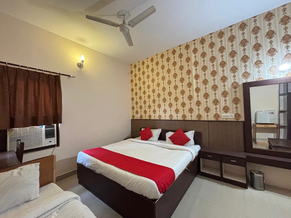 Deluxe Double Room | Desk, free WiFi
