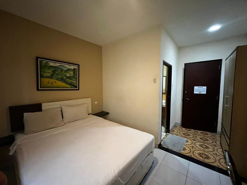 Standard Double Room | Premium bedding, free WiFi, bed sheets