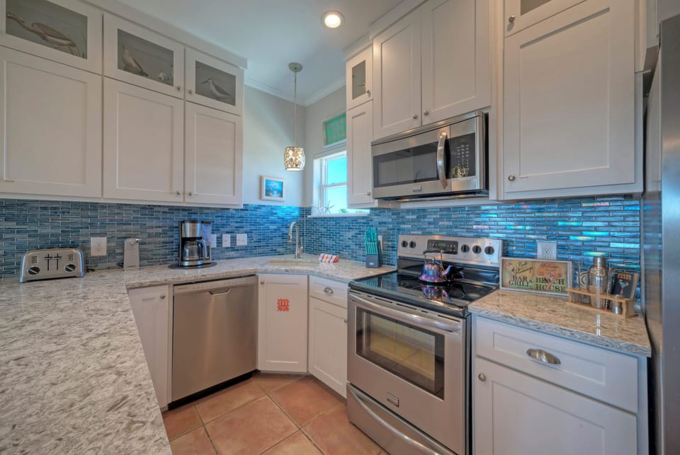 Full suite of appliances.