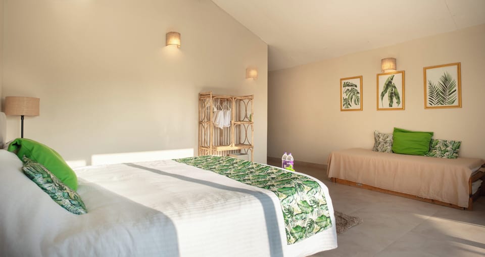 Deluxe Room | Free WiFi