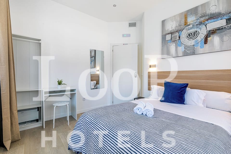 Basic Double Room | Desk, WiFi (free), bed sheets