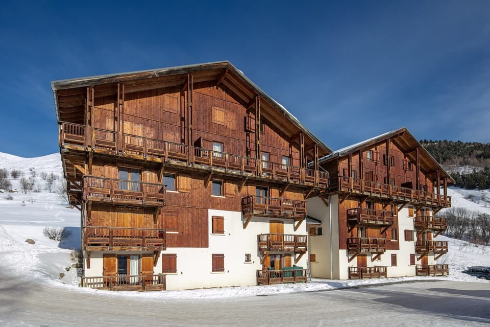 Holiday Home Exterior [winter]