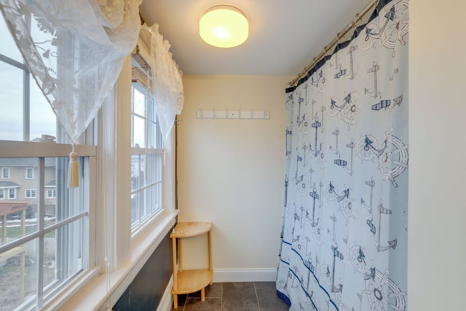 House (Multiple Bedrooms) | Interior