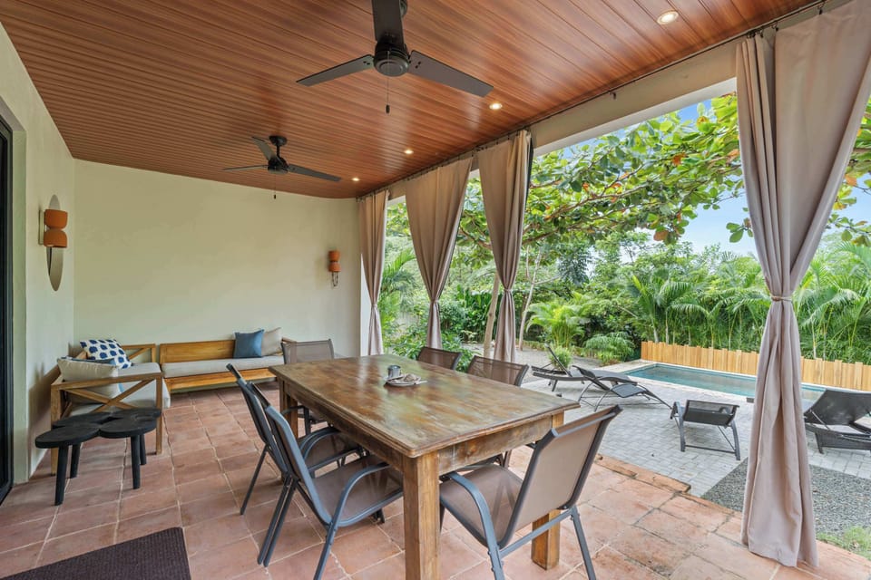Outdoor Patio with Dining Table and Seating Area
