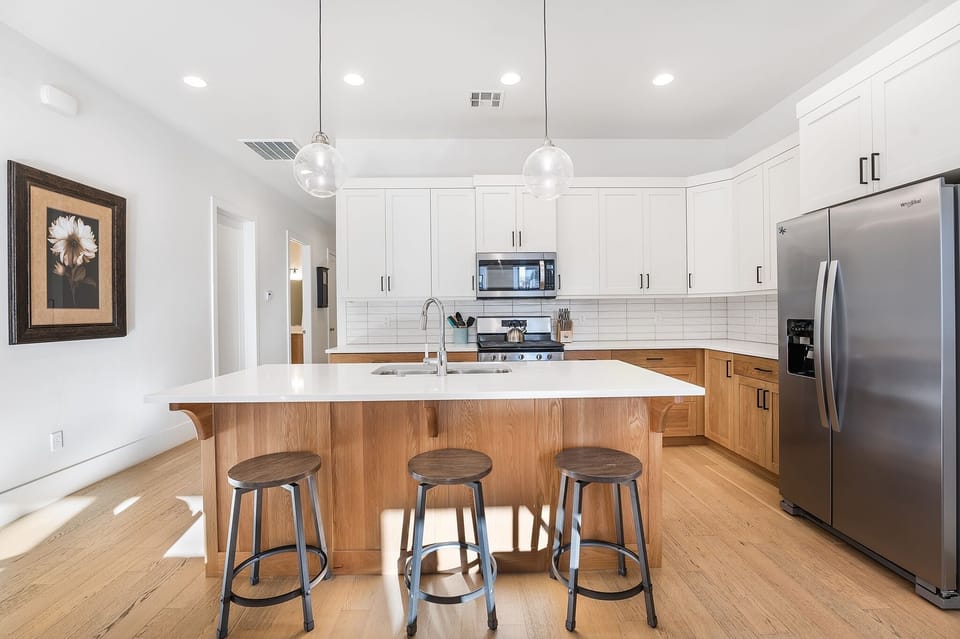 Townhome, 4 Bedrooms | Private kitchen | Coffee/tea maker, fridge, oven, toaster