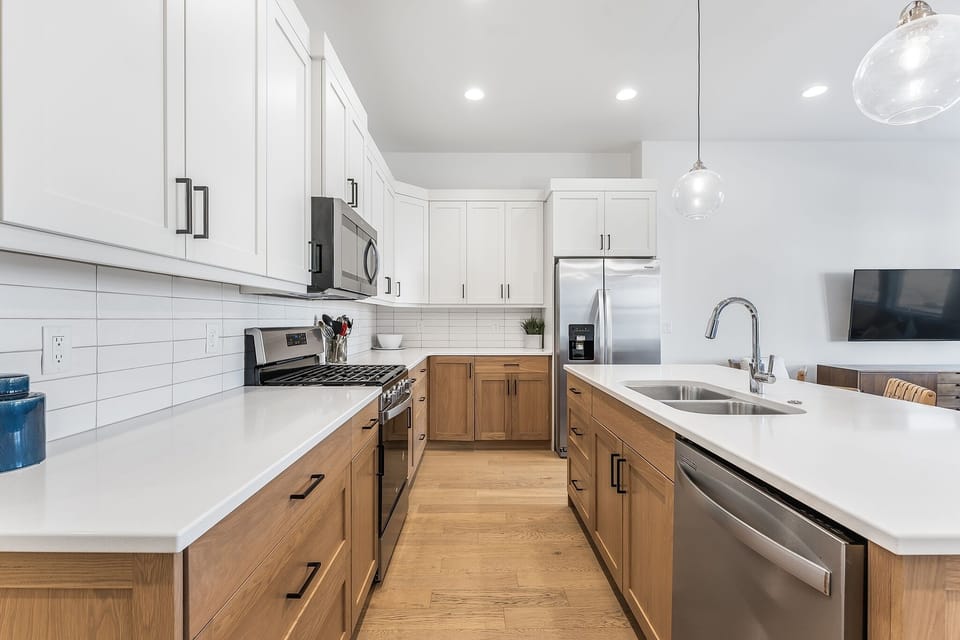 Townhome, 4 Bedrooms | Private kitchen | Coffee/tea maker, fridge, oven, toaster