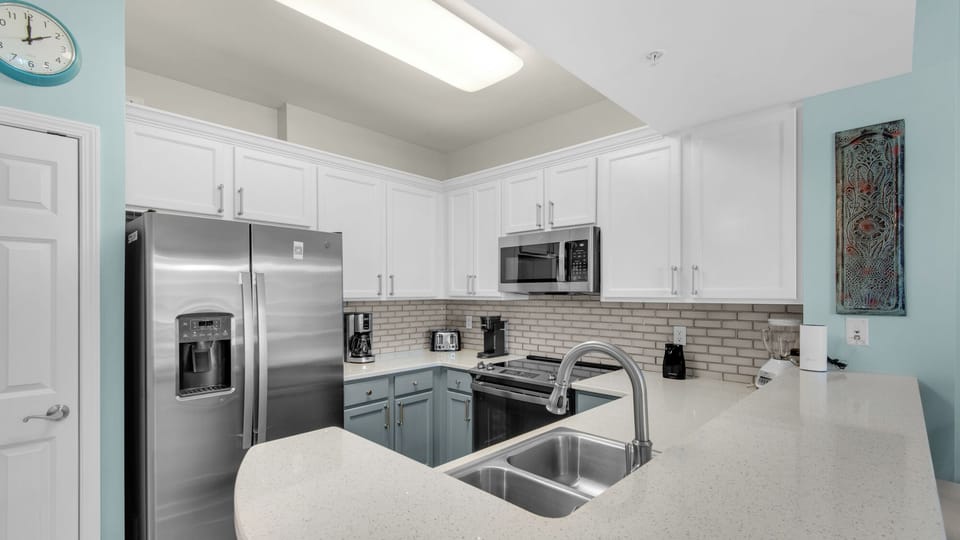Palms of Destin 2813 Kitchen