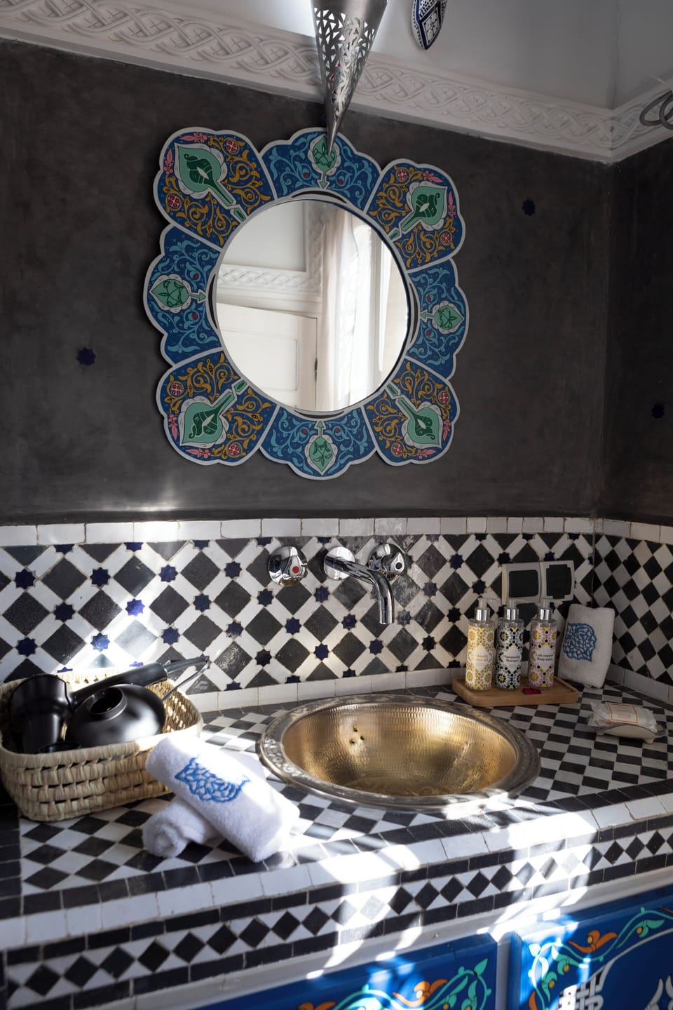 Deluxe Room | In-room safe, blackout drapes, iron/ironing board, free WiFi