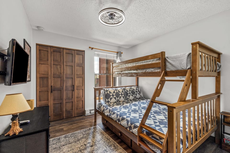 Bunk Room