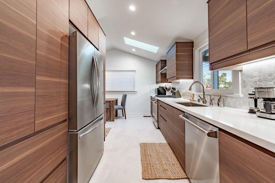 Cook in style with stainless steel appliances and everything you need at your fingertips.